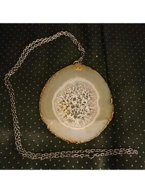 Vintage Agate Slice Carnelian Pendant Silver Tone Chain Necklace Estate sale
